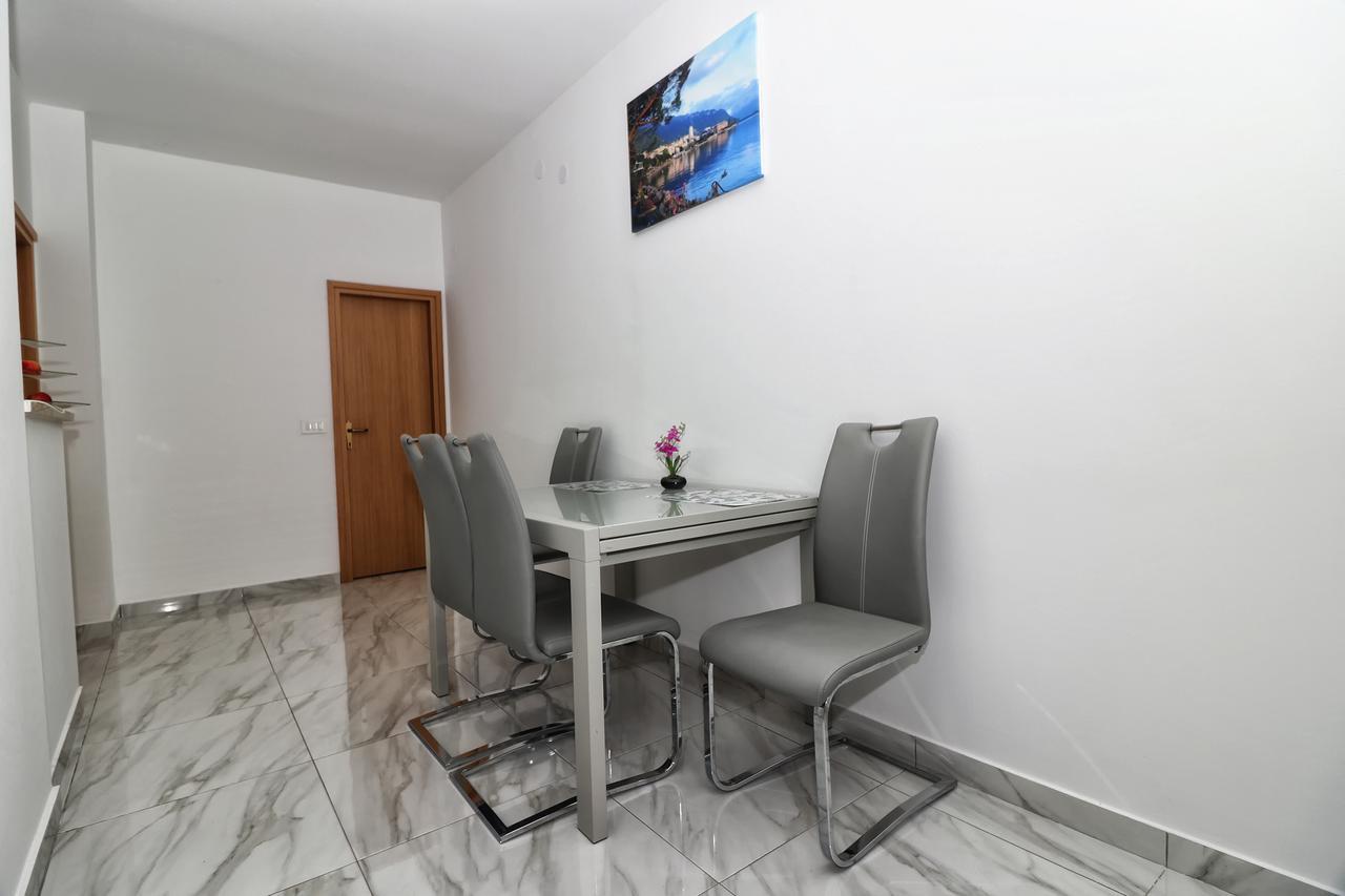 Apartments Amalia Rovinj Exterior photo