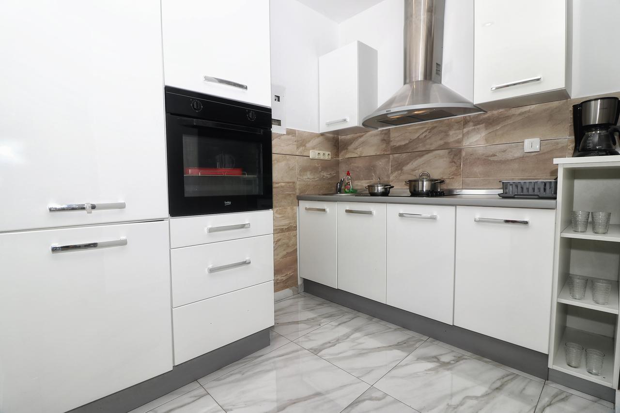 Apartments Amalia Rovinj Exterior photo